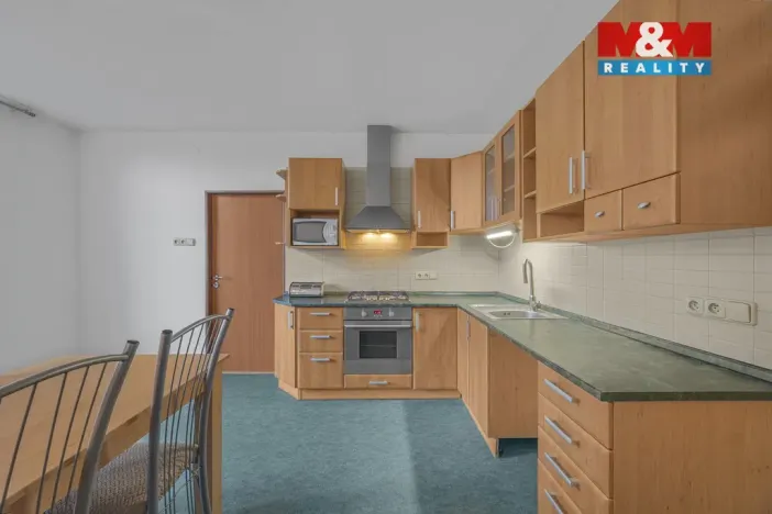 Prodej bytu 3+1, Jaroměř - Pražské Předměstí, Husova, 124 m2