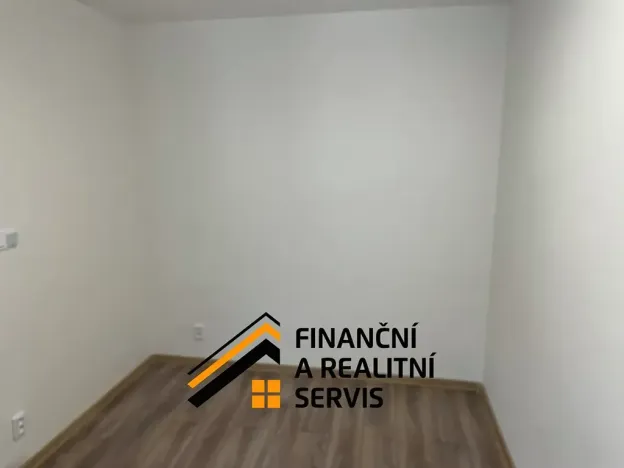 Pronájem bytu 2+kk, Bělá pod Bezdězem, Valdštýnská, 37 m2
