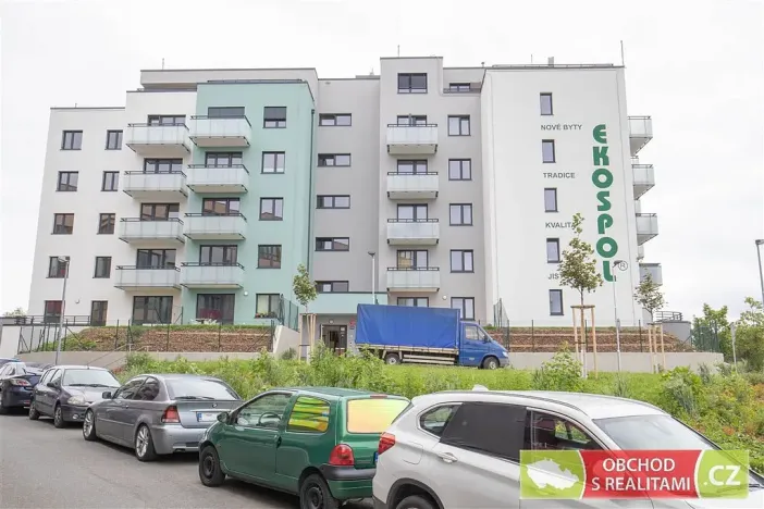 Pronájem bytu 2+kk, Praha, Strančická, 54 m2