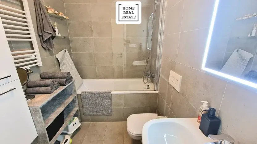 Pronájem bytu 2+kk, Praha - Karlín, Breitfeldova, 50 m2