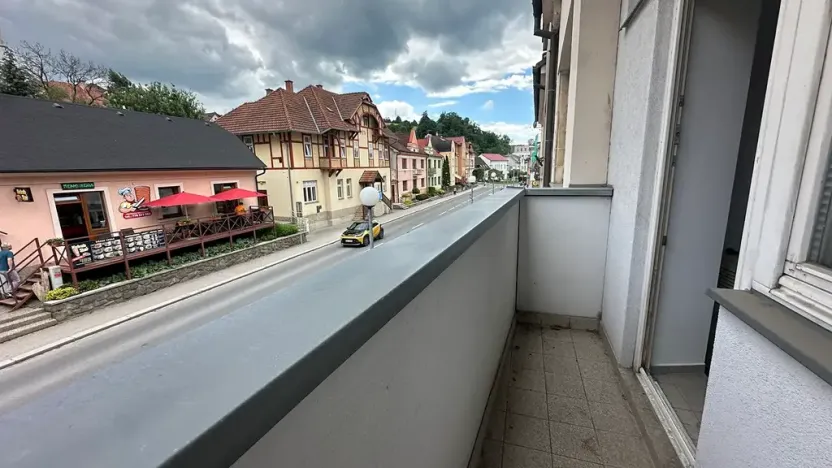 Pronájem obchodního prostoru, Luhačovice, 36 m2