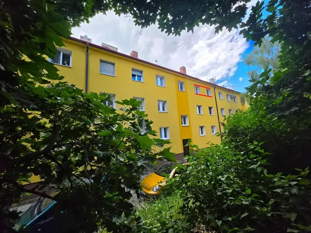 Prodej bytu 3+1, Znojmo, 28. října, 57 m2