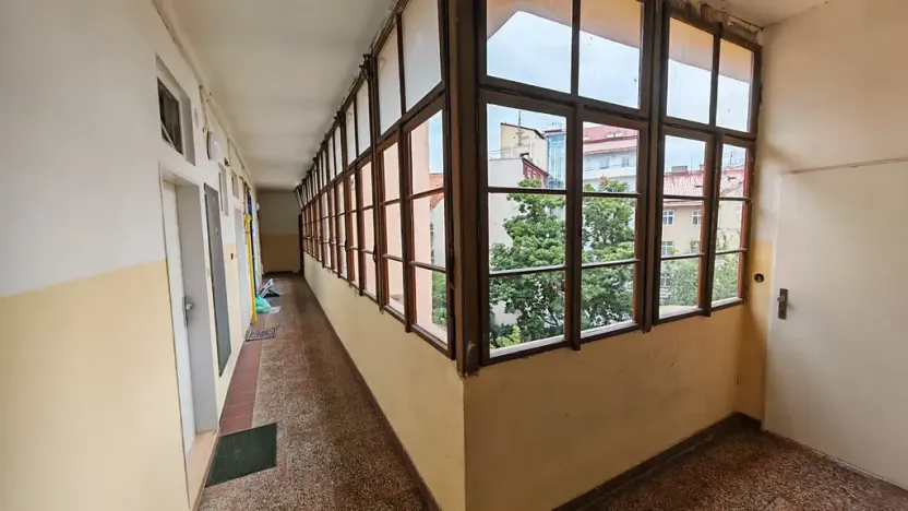 Pronájem bytu 1+1, Praha - Nové Město, Na bojišti, 32 m2