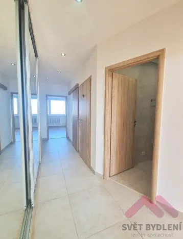 Pronájem bytu 3+kk, Praha - Bohnice, Hlivická, 74 m2
