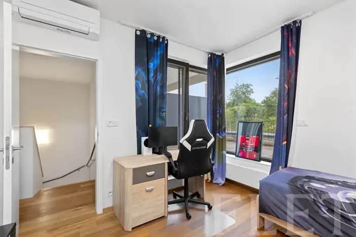 Pronájem rodinného domu, Praha - Jinonice, Nyklíčkova, 217 m2