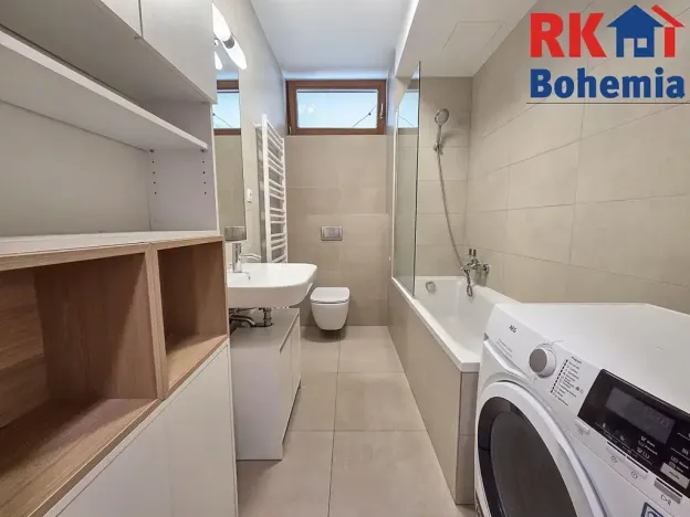 Pronájem bytu 2+kk, Praha, Na Křtině, 64 m2
