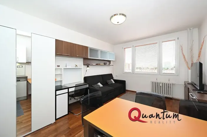 Pronájem bytu 1+kk, Praha - Záběhlice, Jahodová, 25 m2