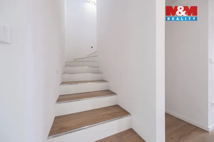 Prodej rodinného domu, Jirny, Javorová, 135 m2
