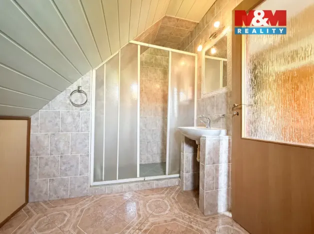 Prodej zemědělské usedlosti, Zálužice, 200 m2