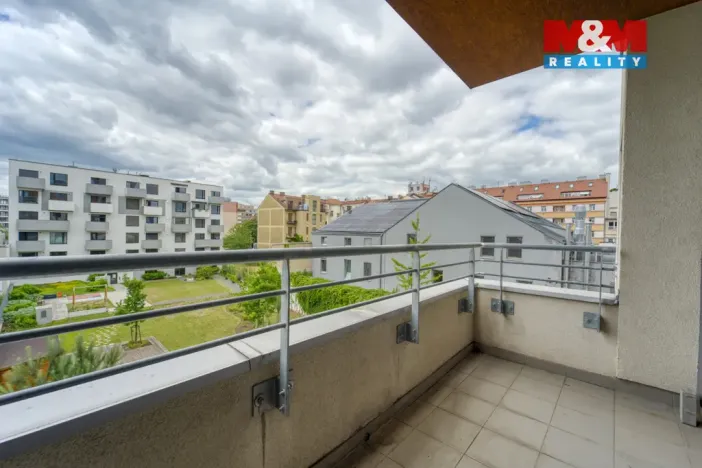 Prodej bytu 2+kk, Praha - Holešovice, V háji, 61 m2