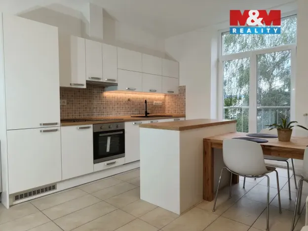 Prodej bytu 3+kk, Janovice nad Úhlavou, Rozvojová zóna, 77 m2