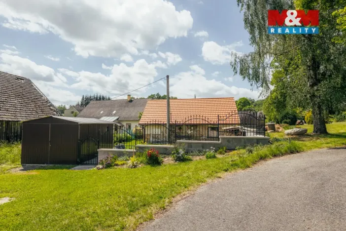 Prodej chaty, Kolinec - Vlčkovice, 41 m2