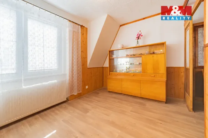 Prodej bytu 3+1, Aš, Nádražní, 65 m2