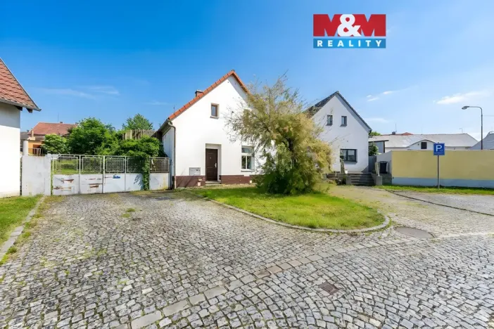 Prodej rodinného domu, Holýšov, náměstí 5. května, 230 m2
