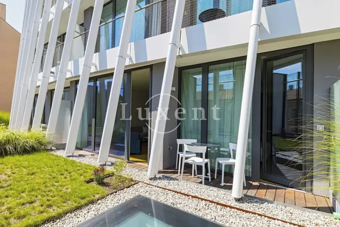 Pronájem bytu 2+kk, Praha - Smíchov, Holečkova, 114 m2