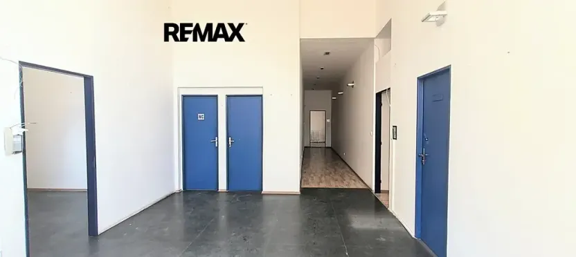 Pronájem kanceláře, Praha - Kobylisy, Horňátecká, 17 m2