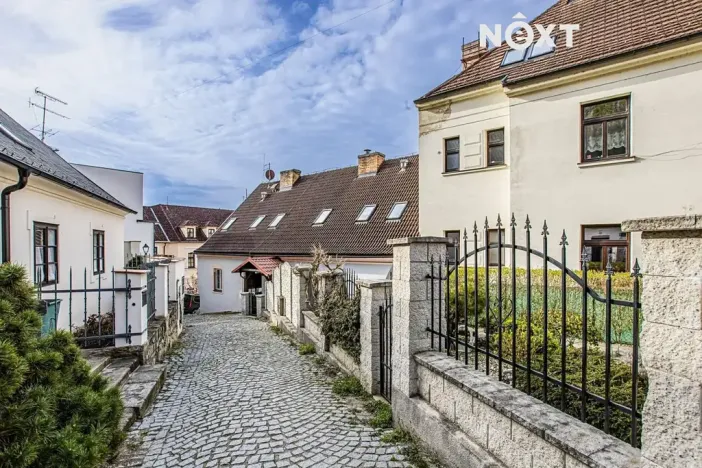 Prodej rodinného domu, Hluboká nad Vltavou, nám. Čsl. armády, 533 m2
