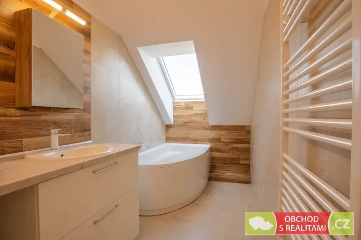 Pronájem bytu 2+kk, Heřmanův Městec, Masarykovo náměstí, 66 m2