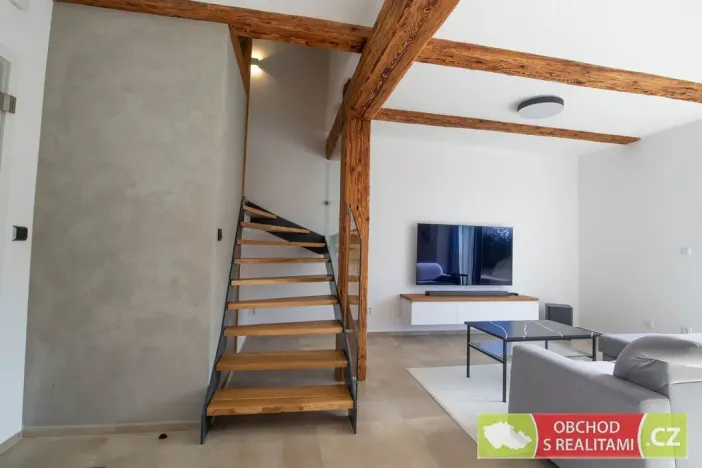 Pronájem rodinného domu, Dubany, 165 m2
