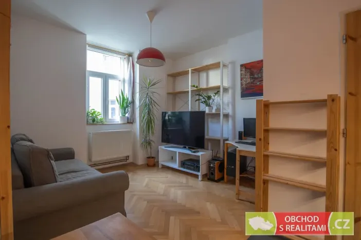 Prodej bytu 2+kk, Praha - Holešovice, U Uranie, 40 m2