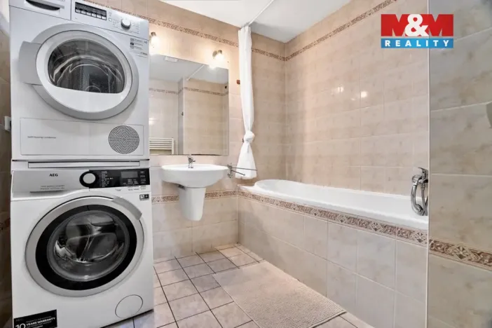 Pronájem bytu 3+kk, Karlovy Vary - Stará Role, Okružní, 83 m2