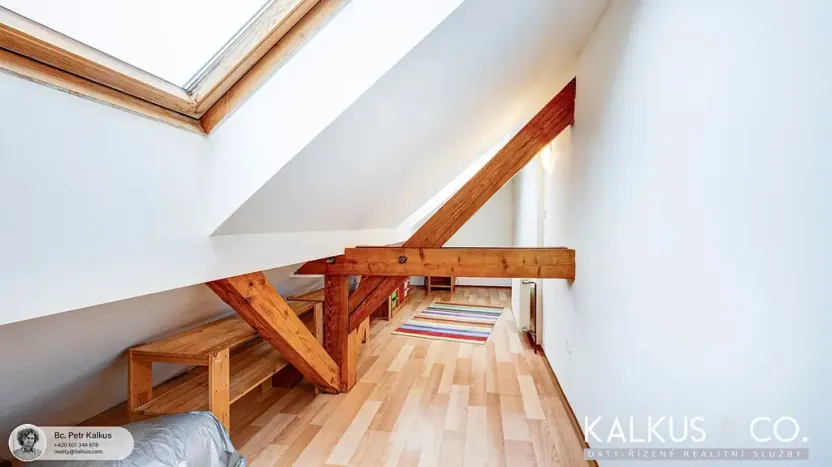 Pronájem bytu 2+kk, Hradec Králové, Zelená, 39 m2