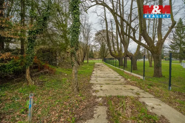 Prodej komerčního pozemku, Frýdlant, 1041 m2