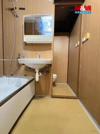 Prodej bytu 2+1, Olomouc, Politických vězňů, 42 m2
