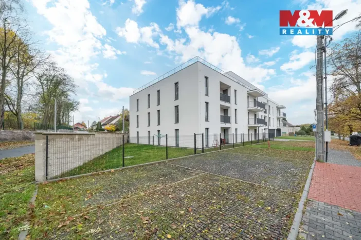 Pronájem bytu 1+kk, Třemošná, Školní, 32 m2