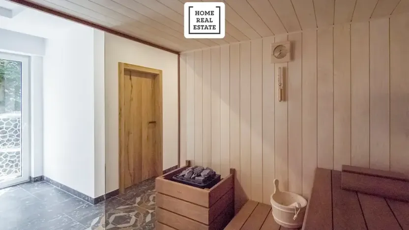 Prodej bytu 3+kk, Karlovy Vary, Šumavská, 171 m2