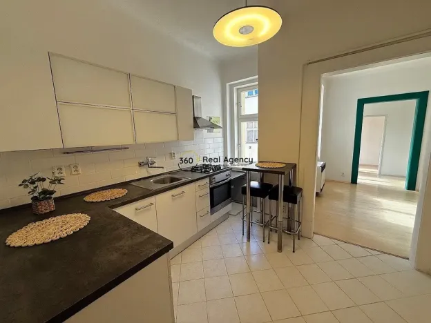 Pronájem bytu 2+1, Praha - Vinohrady, Čáslavská, 62 m2