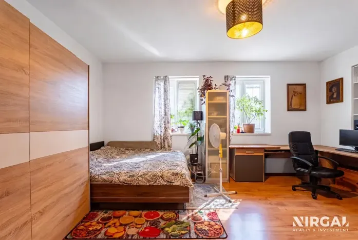 Prodej rodinného domu, Zlonín, Hlavní, 247 m2