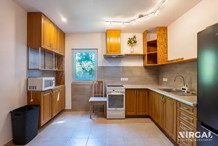 Prodej rodinného domu, Zlonín, Hlavní, 247 m2