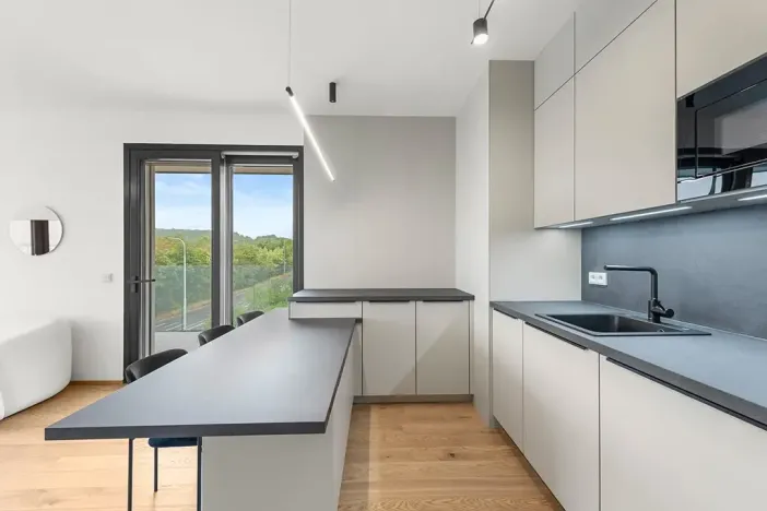 Pronájem bytu 2+kk, Praha - Modřany, Československého exilu, 58 m2