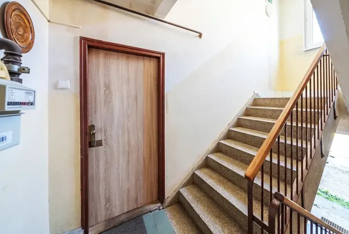 Prodej bytu 3+1, Tmaň, Sídliště, 55 m2