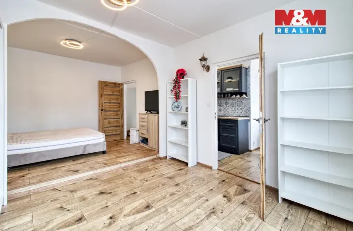 Prodej bytu 2+1, Chomutov, Pod Břízami, 61 m2