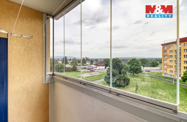 Prodej bytu 2+1, Chomutov, Pod Břízami, 61 m2