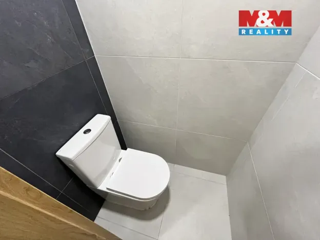 Pronájem bytu 2+1, Chlumec, Ústecká, 61 m2
