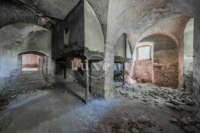 Prodej komerční nemovitosti, Vršovice, 5100 m2
