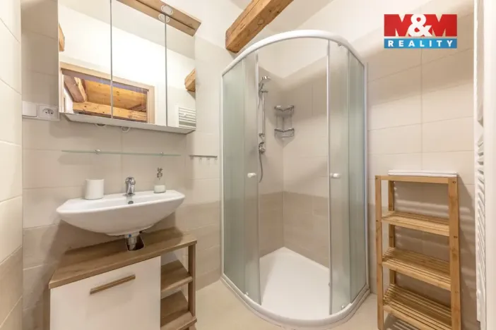 Prodej bytu 3+kk, Kořenov, 74 m2