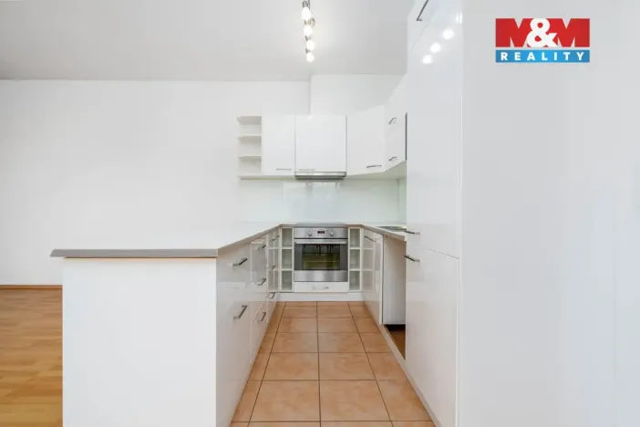 Prodej bytu 2+kk, Praha, Sicherova, 64 m2