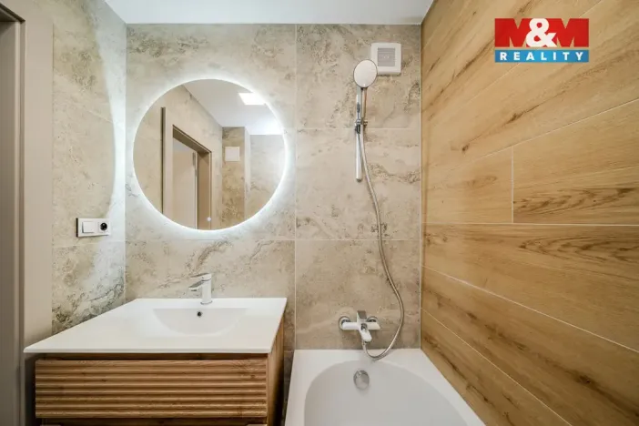 Prodej bytu 3+kk, Ostrava - Poruba, Charkovská, 58 m2