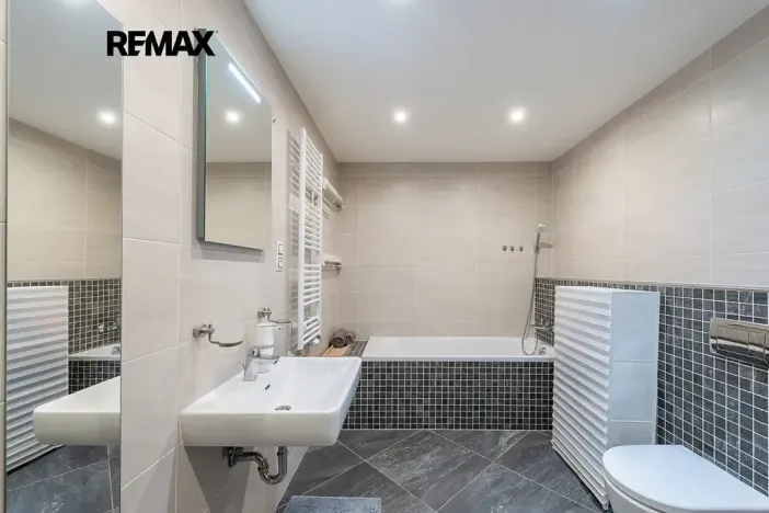 Prodej bytu 1+kk, Praha - Žižkov, Olšanská, 34 m2