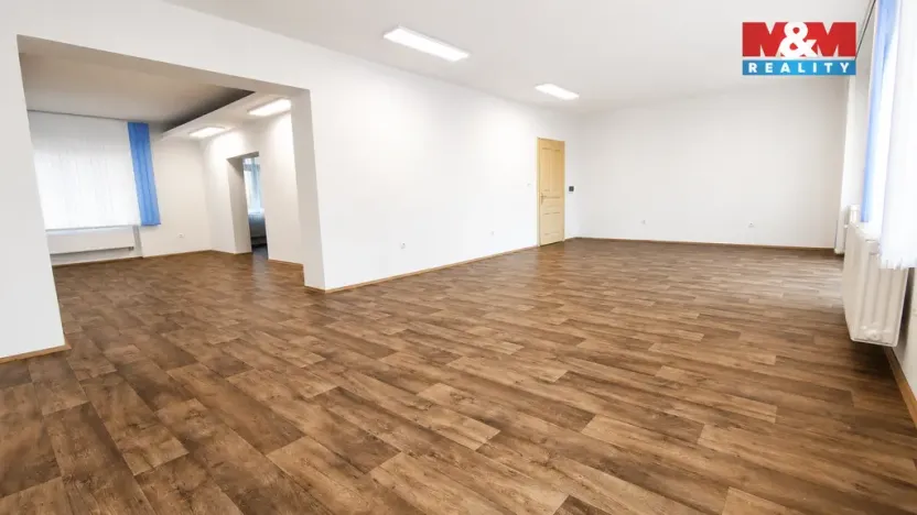 Pronájem kanceláře, Třinec - Staré Město, 1. máje, 99 m2