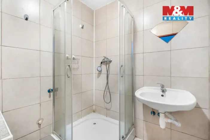 Prodej činžovního domu, Janov nad Nisou, 400 m2