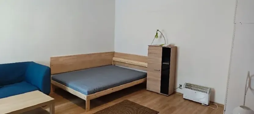Pronájem bytu 1+kk, Třebotov, Karlštejnská, 28 m2