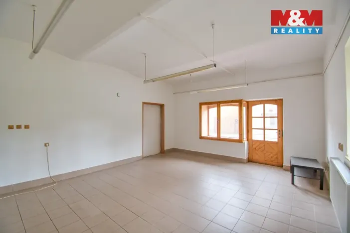 Prodej obchodního prostoru, Příbor, Místecká, 308 m2