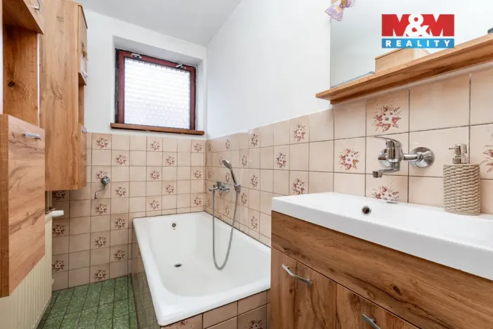 Prodej chalupy, Svratka, Partyzánská, 160 m2