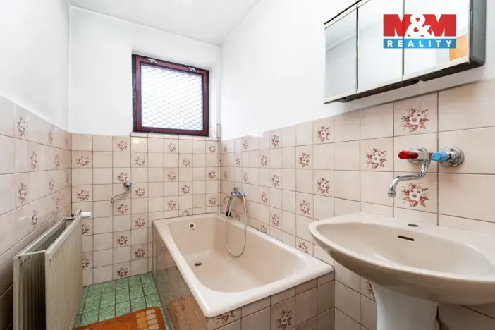 Prodej chalupy, Svratka, Partyzánská, 160 m2