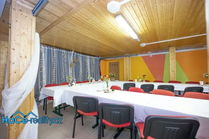 Prodej komerční nemovitosti, Slatina nad Zdobnicí, 572 m2